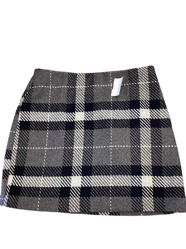 Skirt Mini & Short By H&m In Plaid Pattern, Size: S