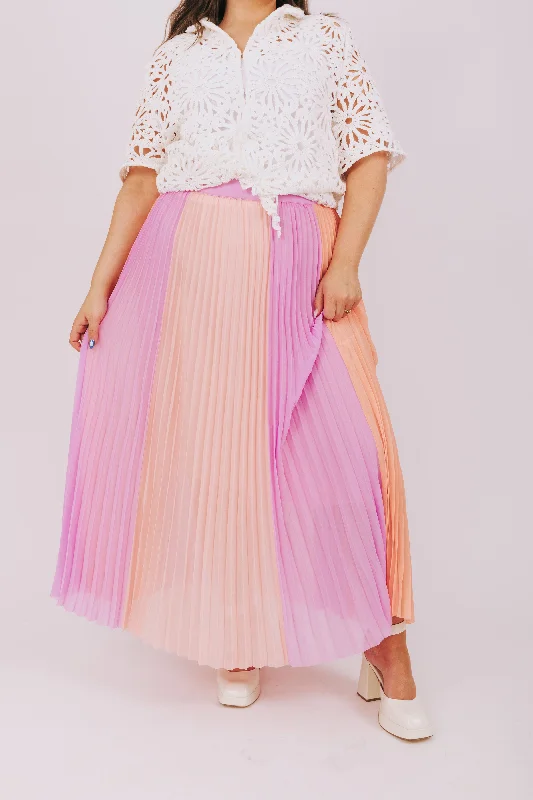 PLUS SIZE - Mixed Feelings Skirt